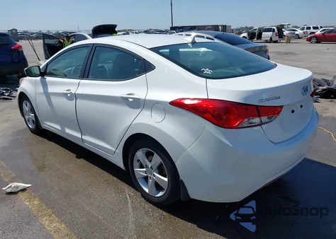 2013 Hyundai Elantra Gls z USA, uszkodzony, nr VIN 5NPDH4AEXDH422782
